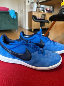 Blue fashion Nike runners size 5.5 but really 5.