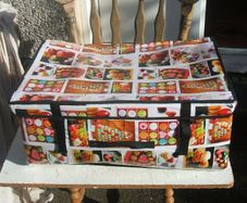 Collapsible storage case - clean condition & in working order (free to collect)