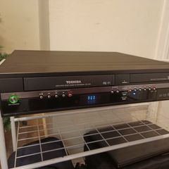 Toshiba RD-XV45 DVD Recorder for repair