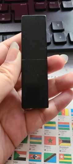 Nars Audacious Lipstick in Geraldine