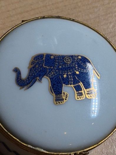 Vintage Limoges Castel Porcelain Pill Box