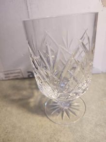 One Cavan Crystal Whiskey Glass.