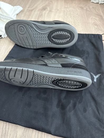 Givenchy shoes like new size 10 UK
