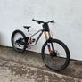 Saracen Myst Team DH Bike Image 4