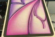 Apple iPad Air 11" M2 128GB Wi-Fi , 100% Battery | 28 Cycle