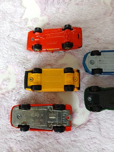 1/64 Hot Wheels Joblot X 14 Models,blackwall,real Riders,ferrari,speed Machines