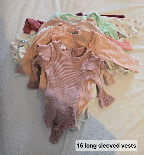 Baby girls clothes 0-6months