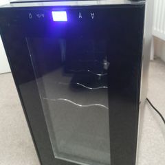 Wine cooler fridge