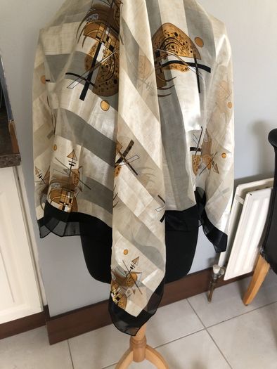 scarf