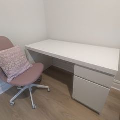 Desk & Chair