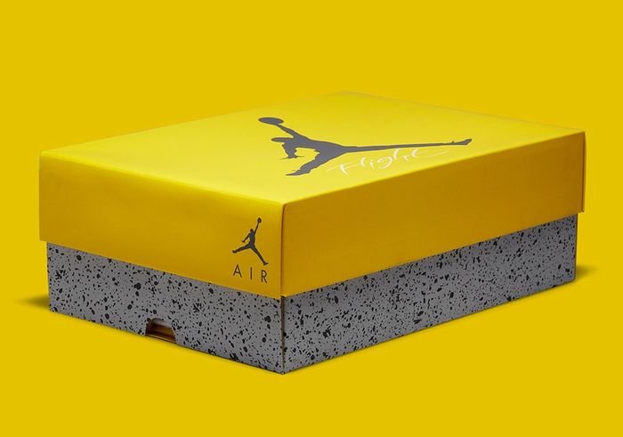 Nike Air Jordan 4 Lightning UK 11 / US 12 DEADSTOCK
