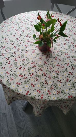 Round Christmas Tablecloths.140cm
