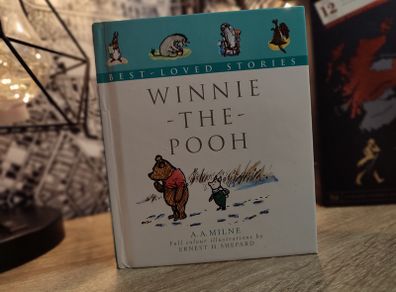 Best Loved Stories ! Winnie the Pooh ! Hardcover ! 1999 ! by Hamlyn !
