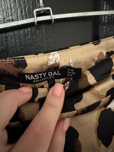 Ladies nasty gal leopard skirt