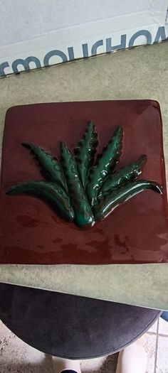 Botanical Tiles - Jim Sudal Ceramic Design 14 x14 cm.