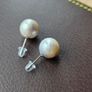 Salt water natural pearl stud earrings Image 6