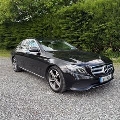 Mercedes-Benz E220d Premium Plus Panoramic