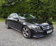 Mercedes-Benz E220d Premium Plus Panoramic