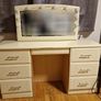 Dressing table Image 2