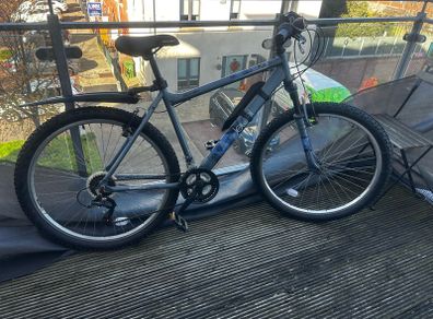Apollo Road and Mountain Bike