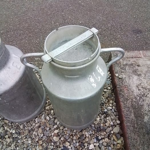 Churns