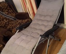 Folding sun lounger / Reclining chair