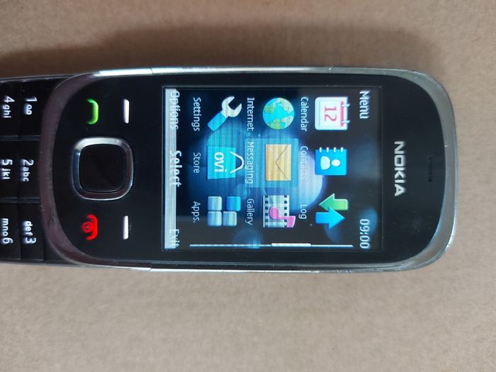 NOKIA Slider mobile phone, Model 7230, Rare Retro mobile phone, Meteor network, in excellent condition