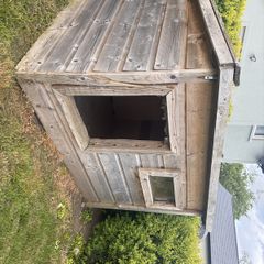 dog kennel