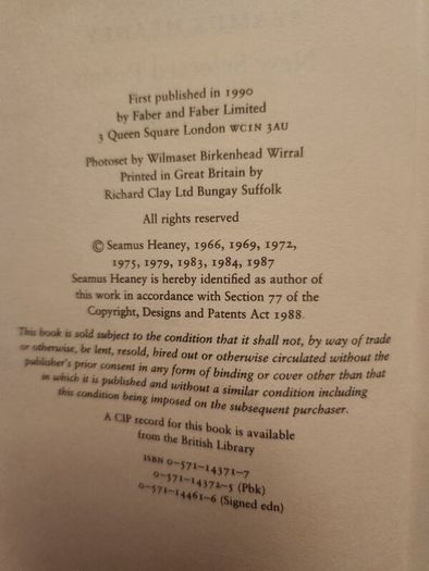 Seamus Heaney.  New Selected Poems 1966-1987. First Edition Paperback In Good Condition.