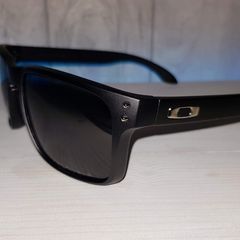 New Polarised Sunglasses ,Black matt