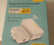 TP Link WiFi & Line Extender New.