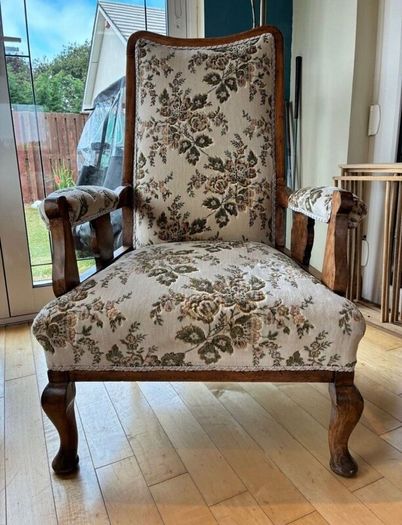 Traditional 3 Piece Chaise Lounge & Armchair Suite