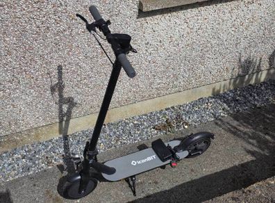 Electric scooter Iconbit back suspension