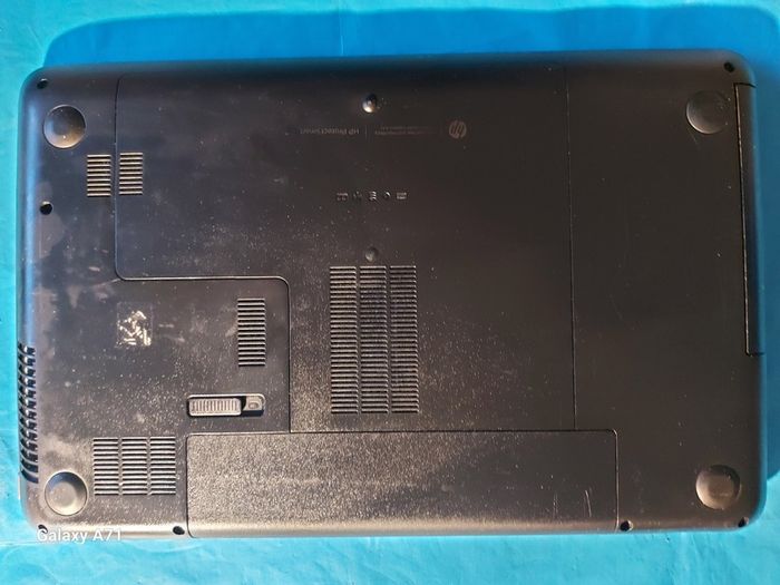 HP Pavillion, Red, 4GB Ram, 700GB HDD, Windows 8 Pro, AMD A4-5000 APU with Radeon HD Graphis 1.5GHz, Chrome and VLC for best movie ecperience