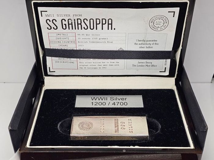 Niue Island 2015 Silver 10oz 50 Dollars H.M. Mint Bombay WWII Silver From Convoy SL 64 SS Gairsoppa