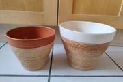Set of 2 plant pots