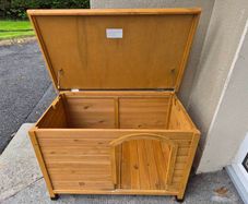 dog kennel
