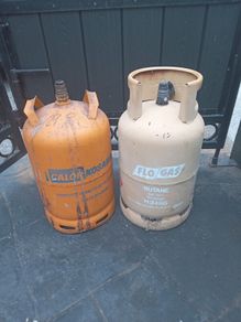 gas bottles (full)