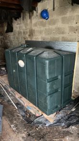1100 oil tank