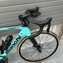 Bianchi Oltre XR3 Road Bike Image 10