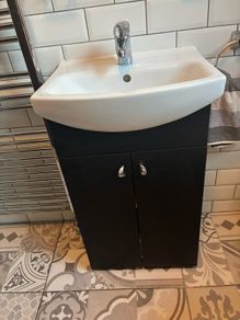 bathroom vanity sink and tap