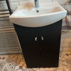 bathroom vanity sink and tap