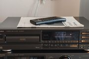TECHNICS SL-PG420A, CD Player. Cleaned.Like New. Remote