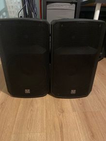 Pa speakers and stands