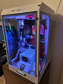 Thermaltake Beast in Box