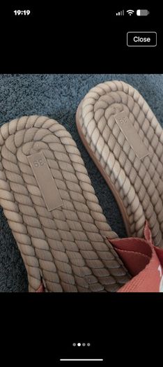 chloe sandals