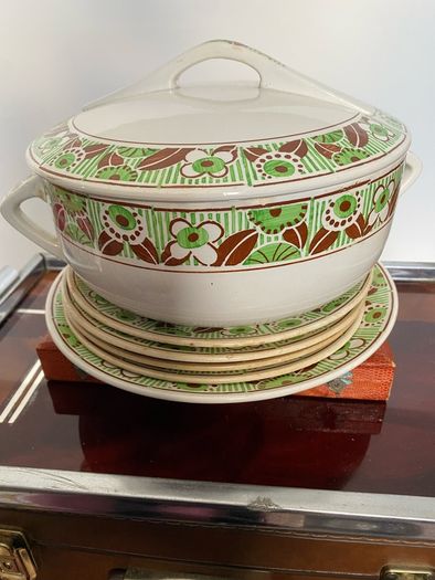 ceramic serving dish & plates