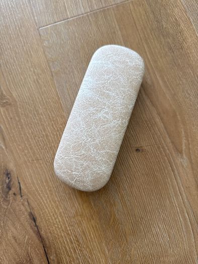 Eyeglasses case