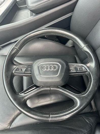 Audi q7 steering wheel