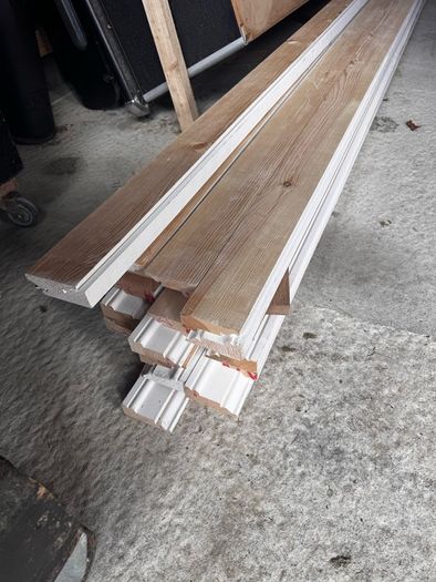 Timber architrave